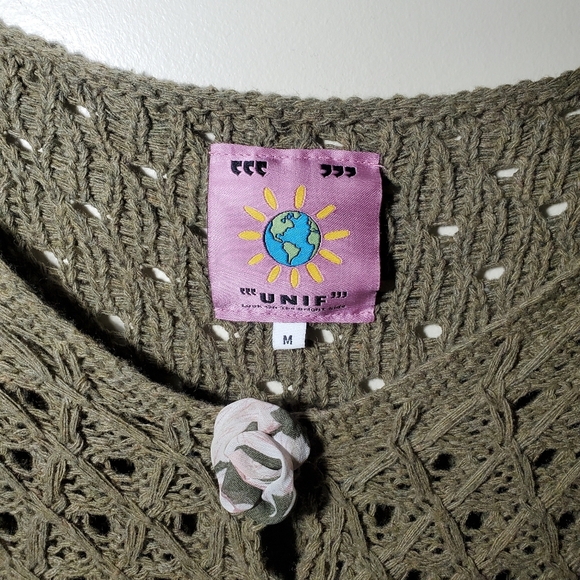 Unif Garden Sweater Crotchet Flower Button Size M - Picture 6 of 10